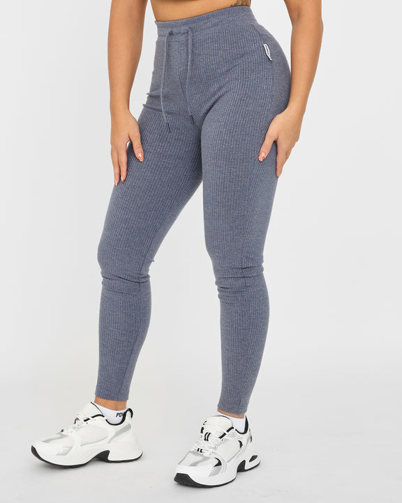 Pantalones Lounge - hover image
